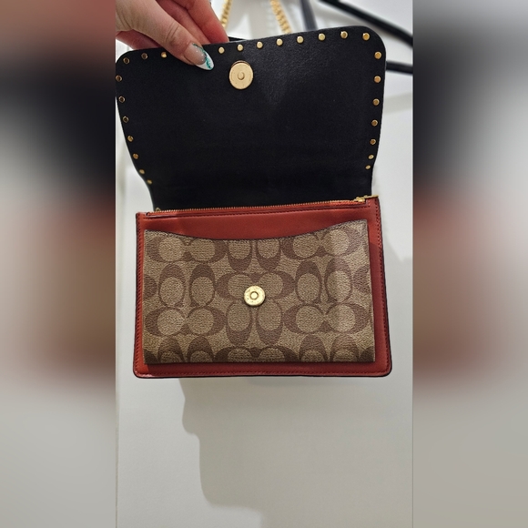 Coach Purse - Picture 3 of 14